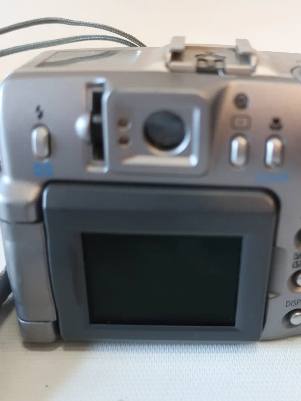 Mens Womens Canon PC1015 4.0 Megapixel Powershot G2 Camera